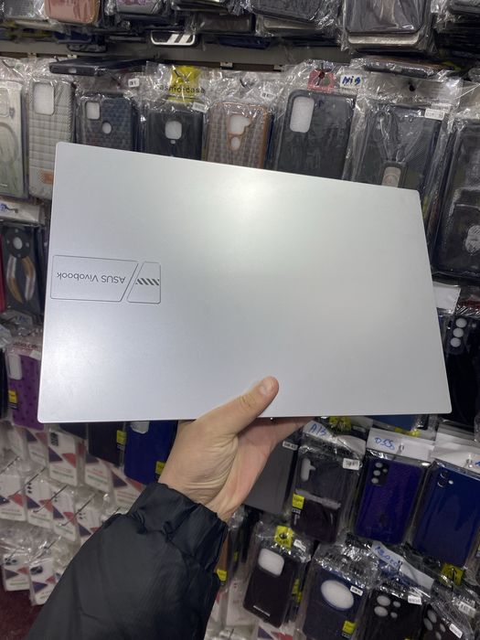 Asus vivobook srochni sotiladi