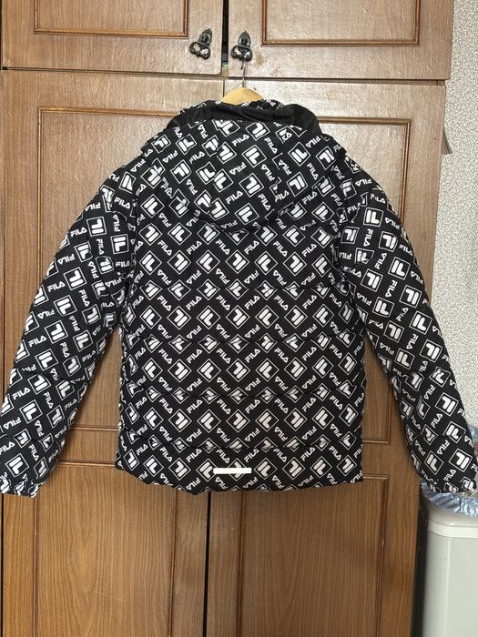 Куртка на мальчика…