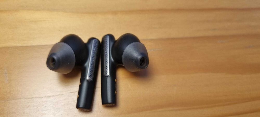Vand casti earbuds Poly Voyager free 60 UC