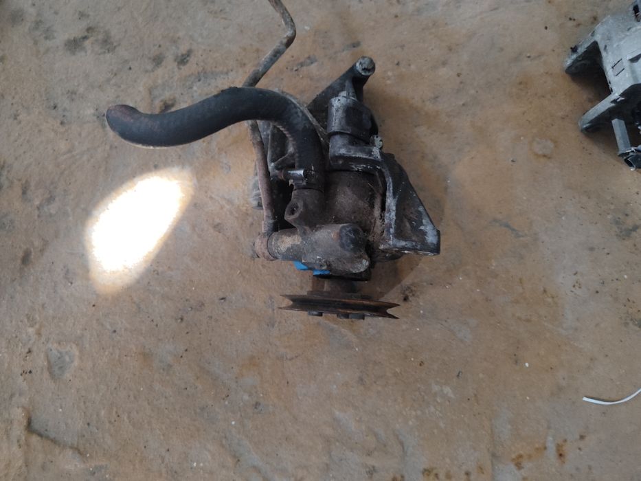 Продам двигатель Фольксваген Пассат 1.6