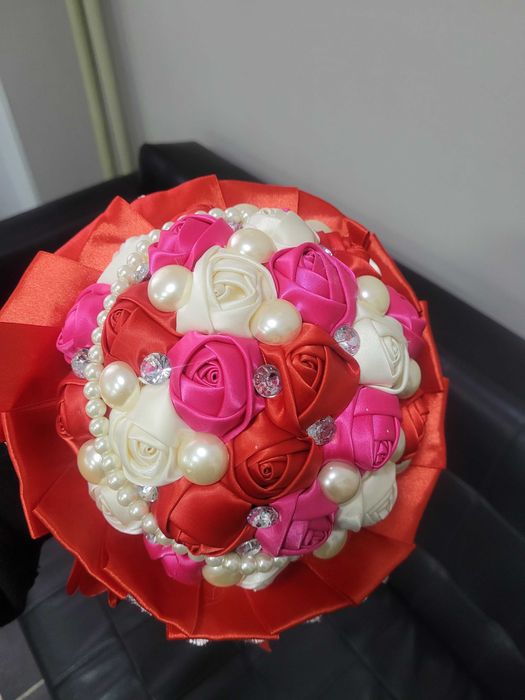 Свадебный букет. 2000тг