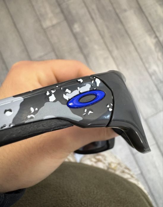 ochelari de soare polarizati oakley valve infinite hero