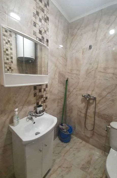 Дава се под наем Двустаен апартамент в Пловдив, Тракия - 70 кв.м за 188.19 € - Снимка #1