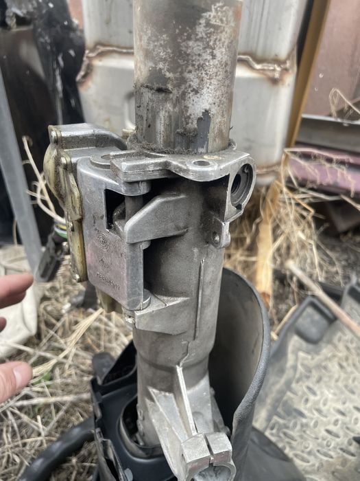 Электроруль на w124