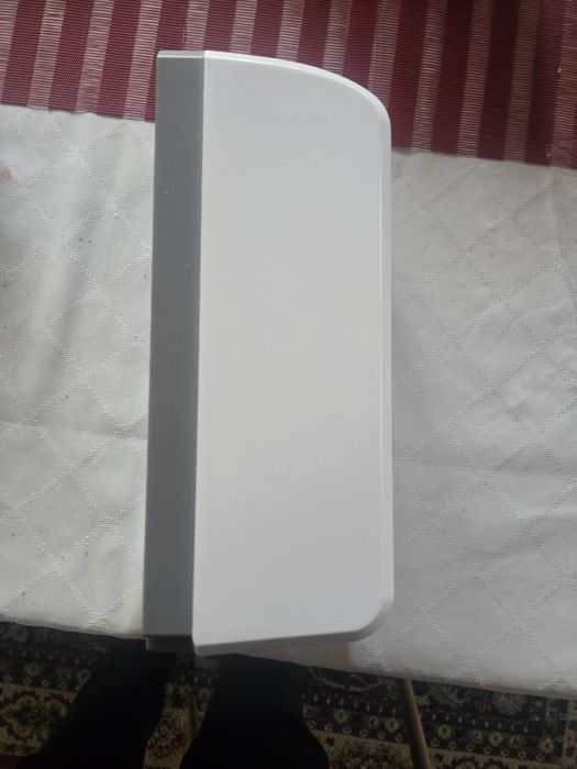 Dozator automat pentru săpun și dezinfectant