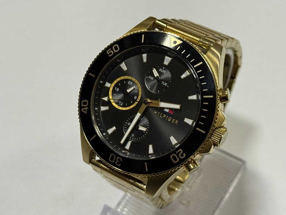 Часовник Tommy Hilfiger 1791919