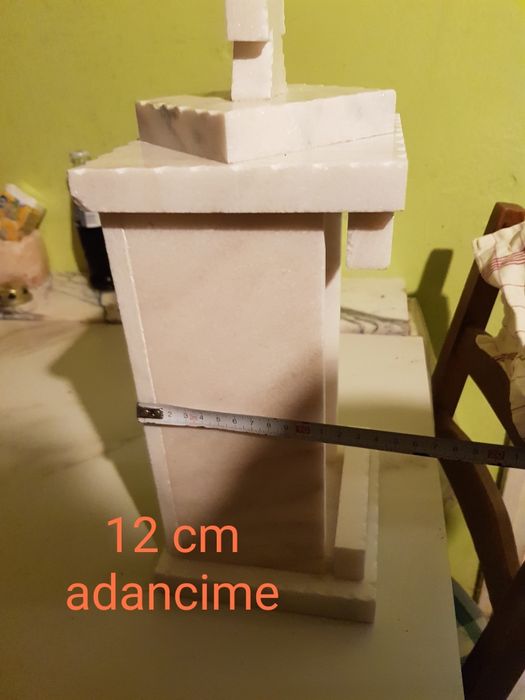 Pentru LUMINA si lumânări