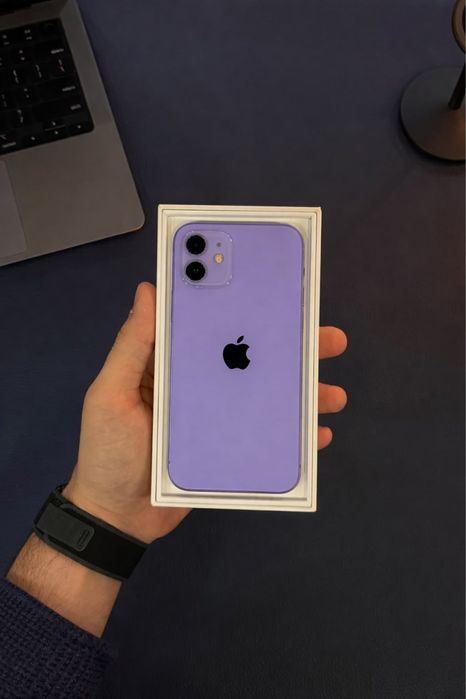iphone 12.