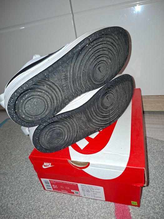 Кожени маратонки Nike, номер 38