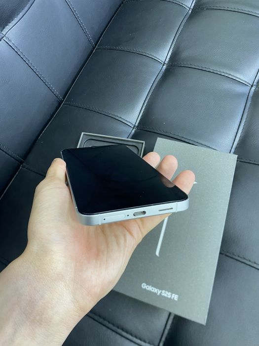 Продам самсунг с25 фе