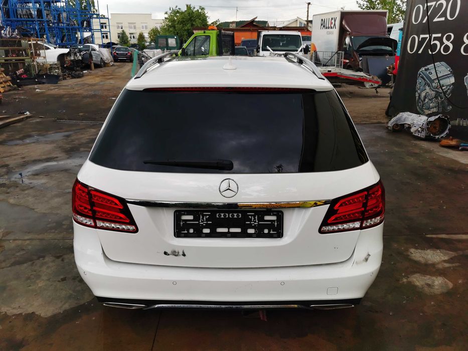Dezmembrez mercedes e class w212 facelift/plansa bord/far full led/usa