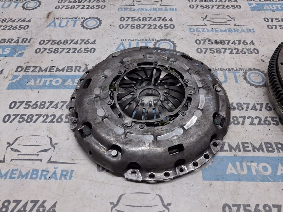 Volanta masa dubla 2.0 tdi 6 trepte vw Passat b6