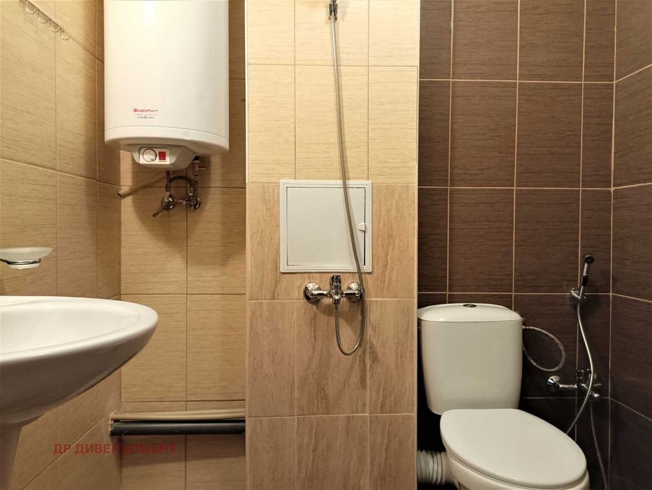 ТОП НАЕМ /  Студио с веранда на първа линия Шато дел Марина, А06