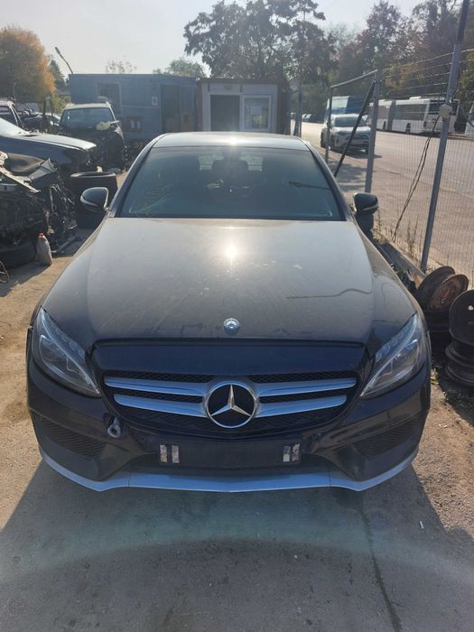 На Части: Mercedes-Benz W205 AMG C200d 136 кс 2015 Двигател на части!