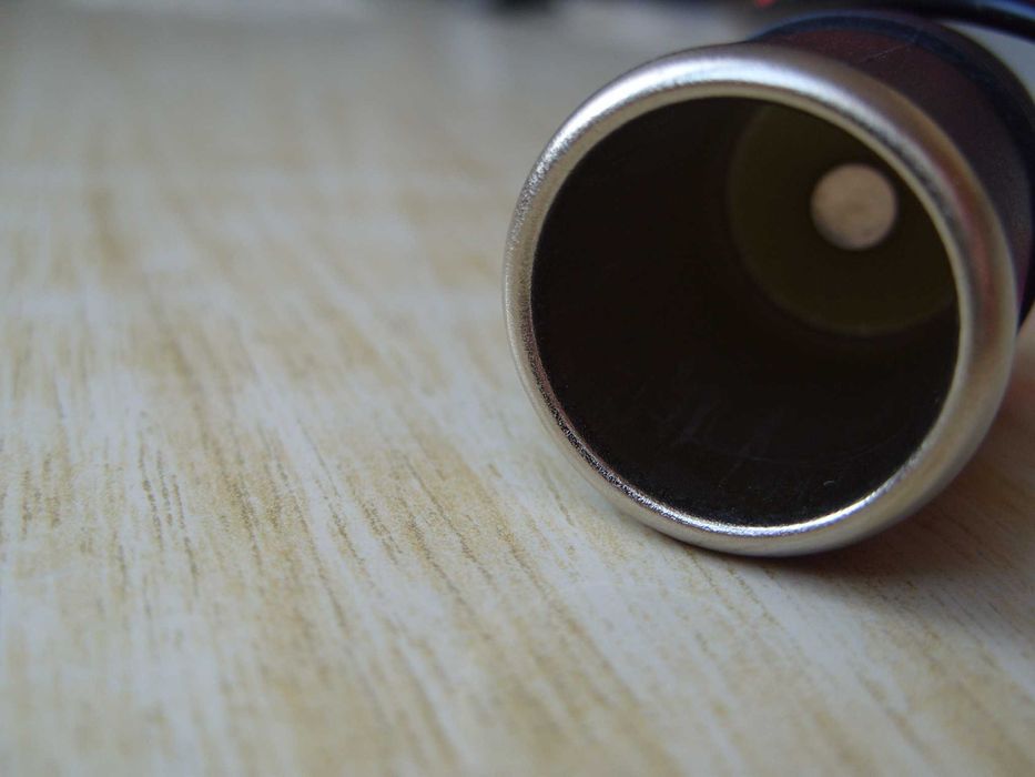 Гнездо за запалка за кола