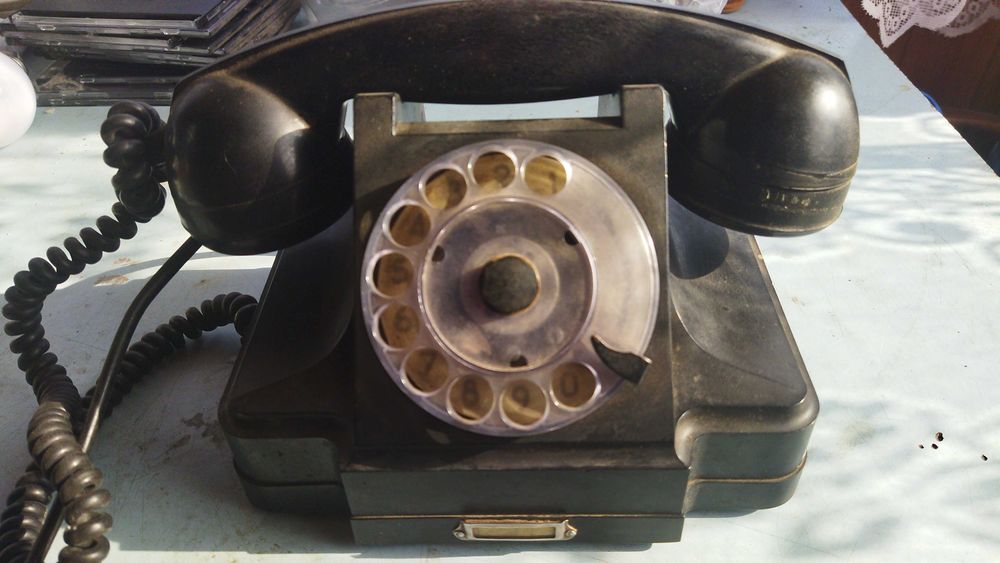 Советский телефон