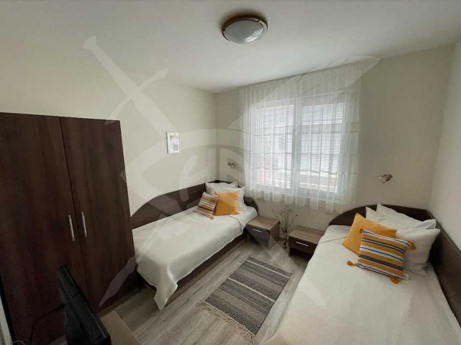 Къща - кв. Сарафово