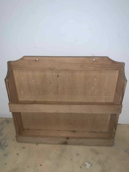 Raft de condimente de perete bucatarie