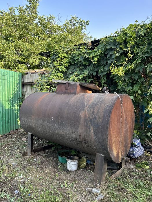 Продам железная ёмкость