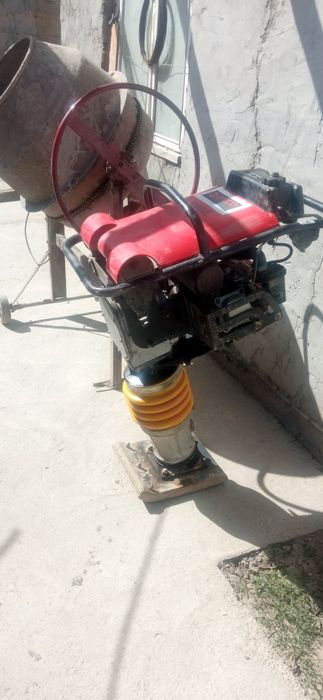 Бетона мешалка трамбовка  пилесос