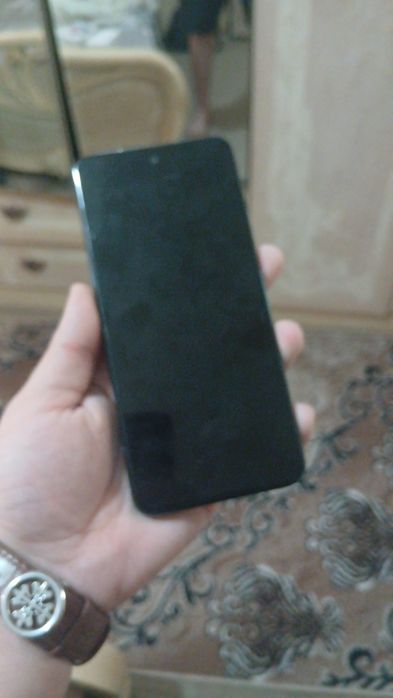 В продаже Redmi Note 9 Pro.