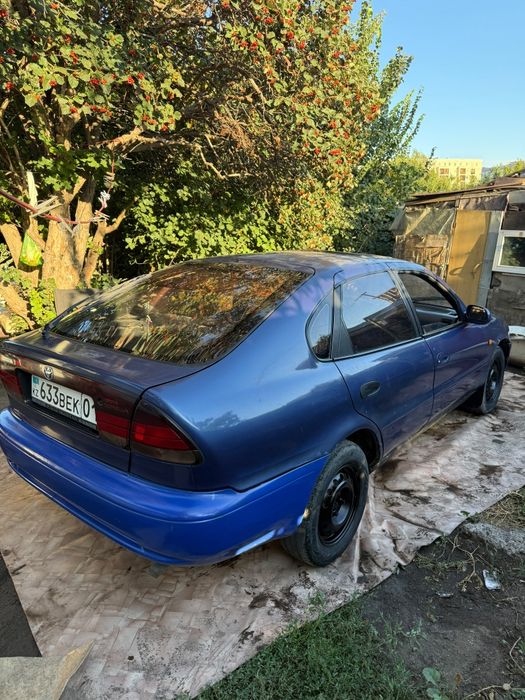 Продам машину Тойота Каролла.