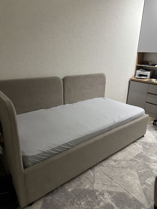 Продам кровать….