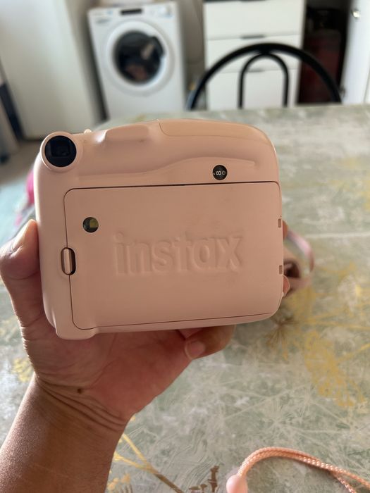 Фотоаппрат instax в отличном состоянии