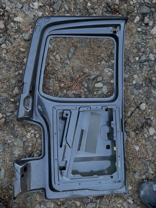 Врата/Багажник VW T5