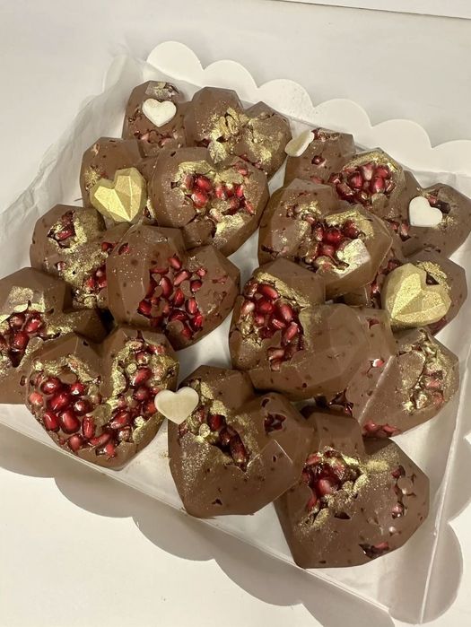 Клубника шоколаде