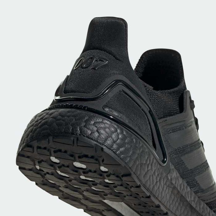 Мъжки маратонки   ADIDAS ULTRABOOST 20 Bond 007   Оригинални   EU40 2/3 -41 1/3