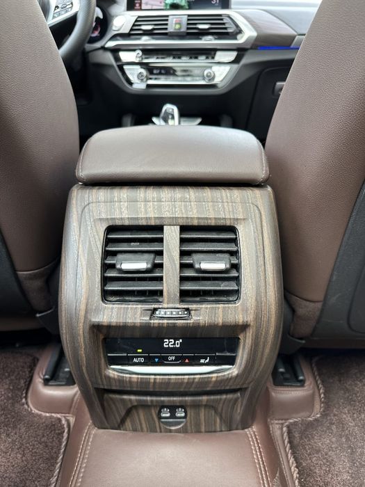 BMW x3. Китайский вариант.