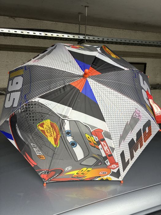 Scaun auto Peg Perego Viaggio + husa Aeromoov + umbrela Fulger McQueen