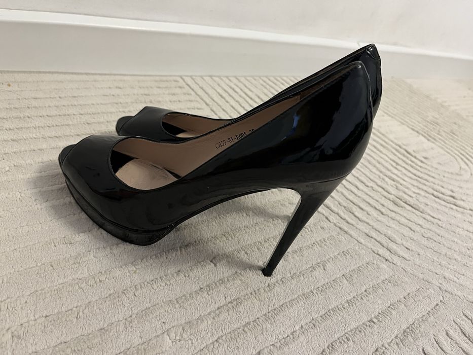 Продам туфли натуральная кожа