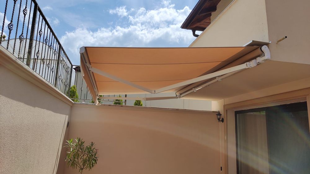Copertine retractabile Casetate, Simple, Verticale, Rulouri Zip-Screen