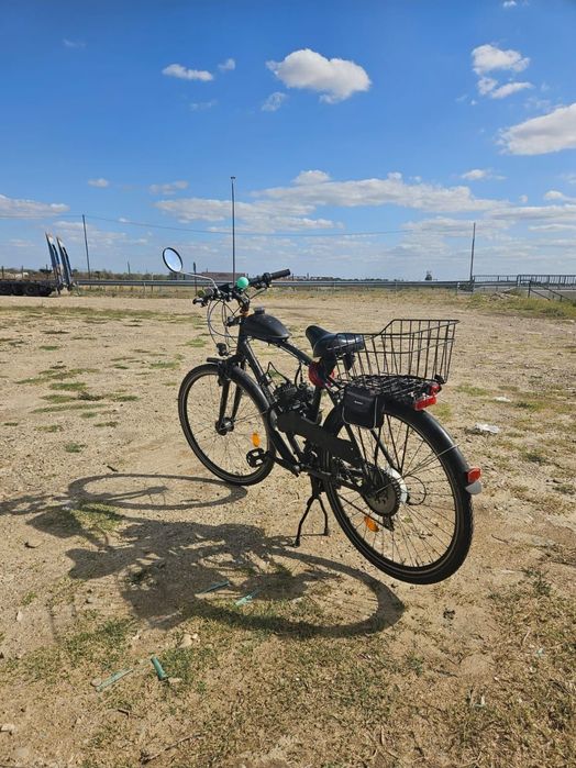 Vand sau Schimb bicicleta cu motor pe trotineta electrica sau moped