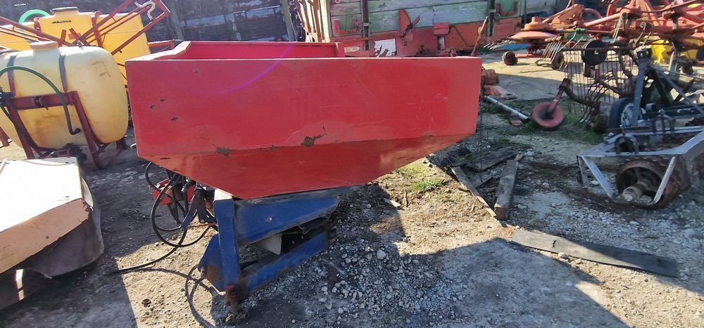 MIG împrăștiat Azot 1500kg hidraulic