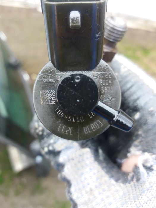 Injectoare Peugeot 407 , 2.0 hdi,1.6hdi,DH12 cod 9647247280/0445110188