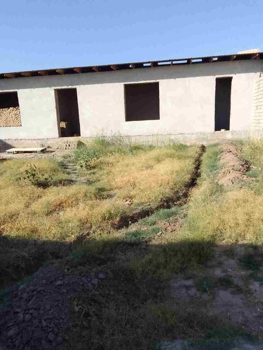 Участка сотилади 4 хона,  5,6 сотих