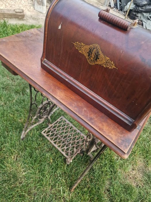 Masina de cusut SINGER Vintage de piese sau restaurat