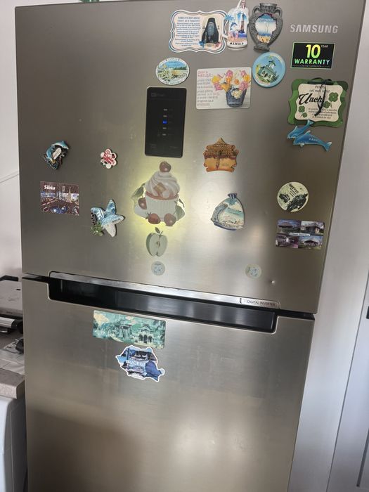 Vand frigider samsung in stare foarte buna