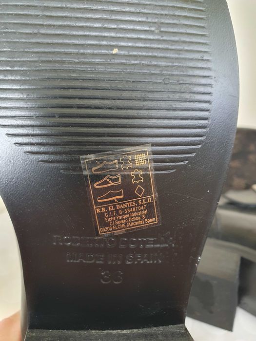 Ghete de piele cu detalii din dantela - Roberto Botella, marimea 36