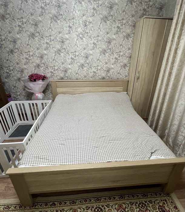 Спальный гарнитур