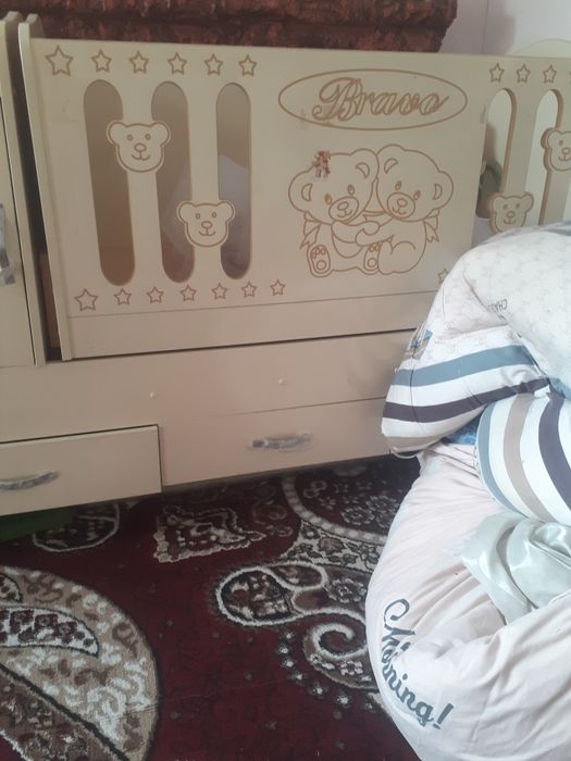 Bolalar kravati sotiladi xolati yaxwi xech kim yotmagan yangidak