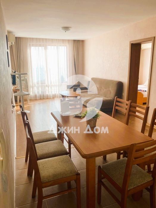 Продава се Четиристаен апартамент в Свети Влас - 134 кв.м за 1956 €/кв.м - Снимка #1