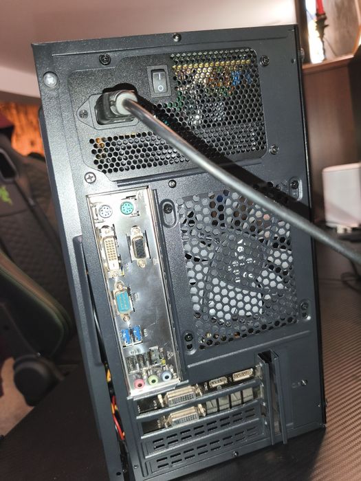 Геймърски компютър - intel i5 / GTX  970 /  16GB RAM  / SSD