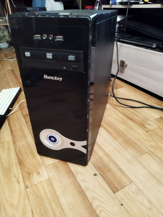 Продам компьютер на cor i5 4440.