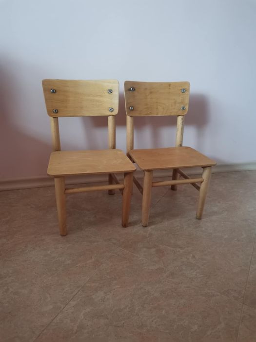 Ретро дървени детски столчета