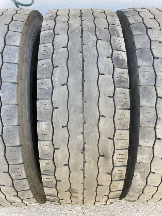 Диференциални гуми за камион 315-70-22.5 Remedina