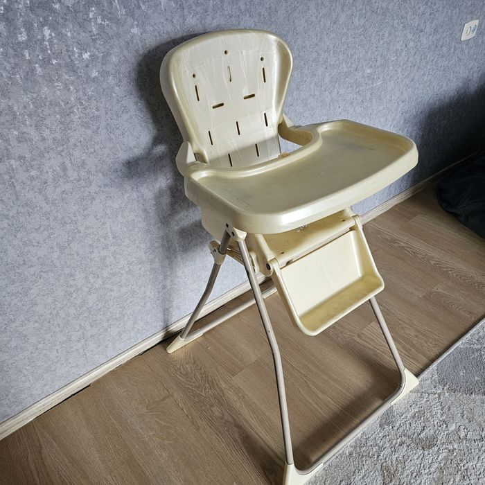 Детский стульчик.